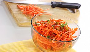 Рецепт -  Морковный салат с орешками