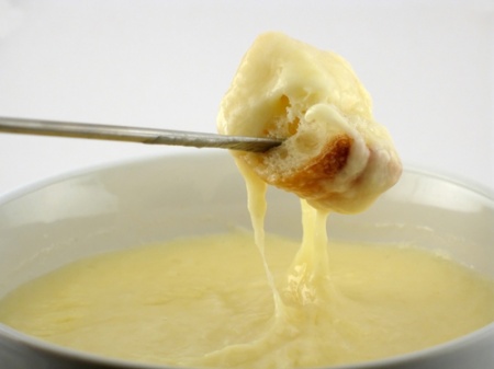 Какой сыр нужен для фондю? Рецепт приготовления сырного фондю