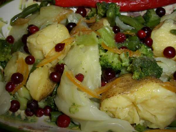 Рецепт - овощи отварные под заправкой «Винегрет»