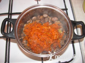 Рецепт - тушеные бобы с овощами