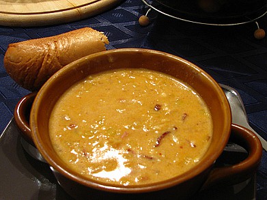 Рецепт - сырный суп-пюре с гренками
