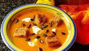 Рецепт - Тыквенный суп с морковью