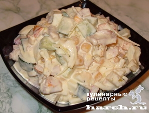 Рецепт - салат с копченой курицей и сладкой кукурузой Лейла