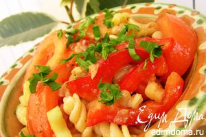 Рецепт - салат из пасты с фасолью и томатным соусом