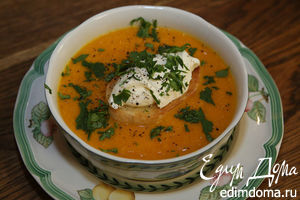 Рецепт - морковный суп-пюре с гренками и кинзой