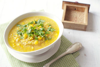Суп с кукурузой. Рецепт приготовления необычного мятного супа с консервированной кукурузой и зеленым горошком.