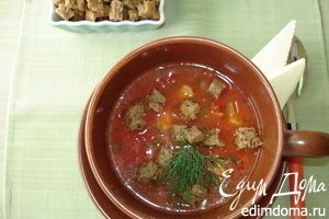 Рецепт - томатный суп с мидиями и гренками