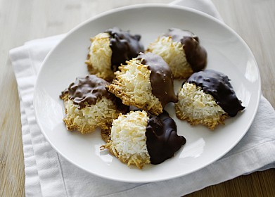 Рецепт - кокосовое печенье в шоколаде