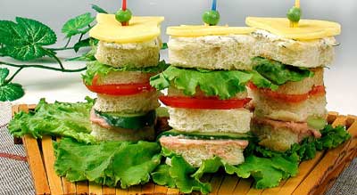Рецепт - Сэндвичи, гамбургеры : Башня из сандвичей