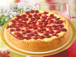 Рецепт сметанника - пирога с фото. Как испечь нежный ягодный пирог со смета ...