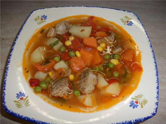 Рецепт - густой суп с кукурузой, горошком и тыквой