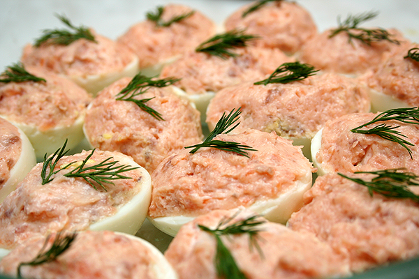 Рецепт - тарталетки с креветками под сырным соусом