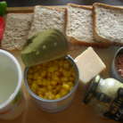 Рецепт - сэндвич-гриль с тунцом, кукурузой и сладким перцем