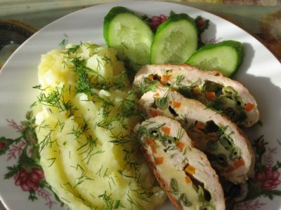 Рецепт - куриный рулет с зеленой фасолью и горчицей