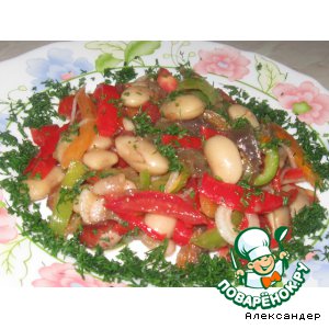 Рецепт - салат с фасолью и овощами