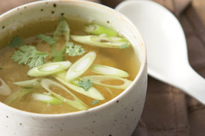 Рецепт - крабового супа с кукурузой