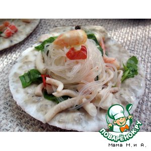 Острый тайский салат с морепродуктами «Побережье»