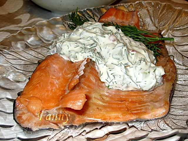 Рецепт - Блюда из рыбы и морепродуктов : Паровая форель с помидорами