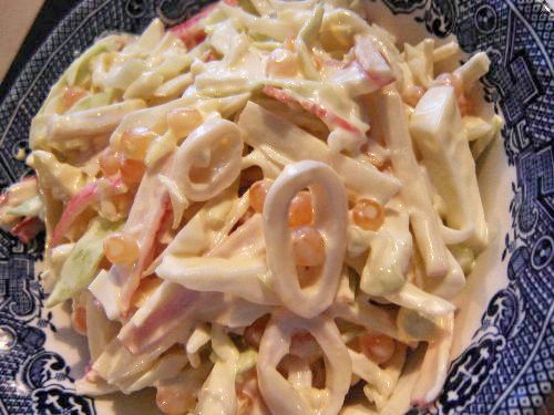 Рецепт - салат с кальмарами и сыром