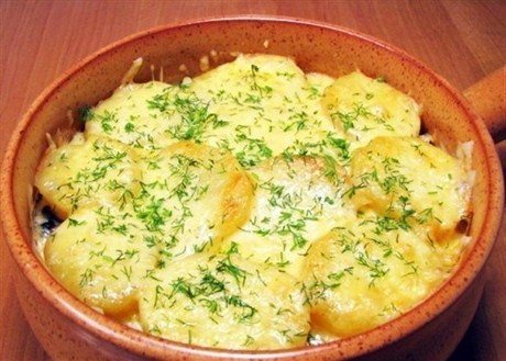 Картофельная запеканка с грибами и сыром