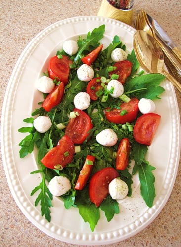 Рецепт - салат из красного перца с моцареллой
