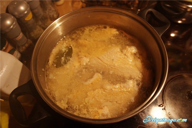 Рецепт - рыбный суп с семгой и сливками